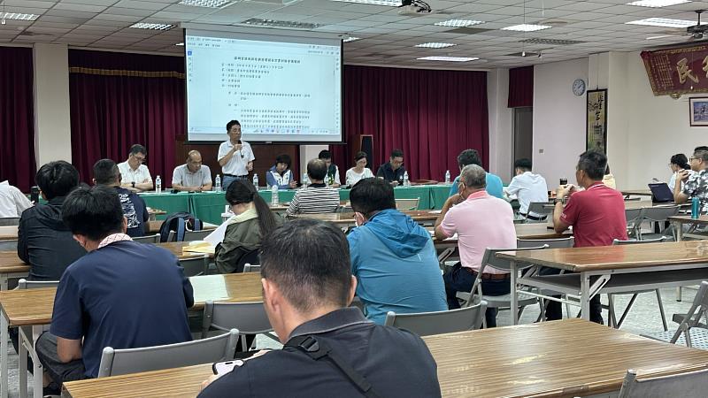 農糧署召開溫網室設施拆除與清運媒合方案討論會議