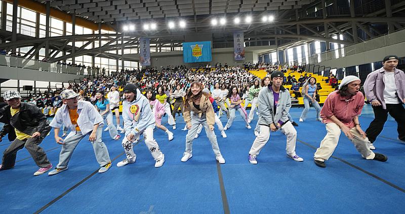 文化大學榮獲國際FISU健康校園最高等級『鉑金認證』，展現推動校園運動與樂活生活的卓越成果。