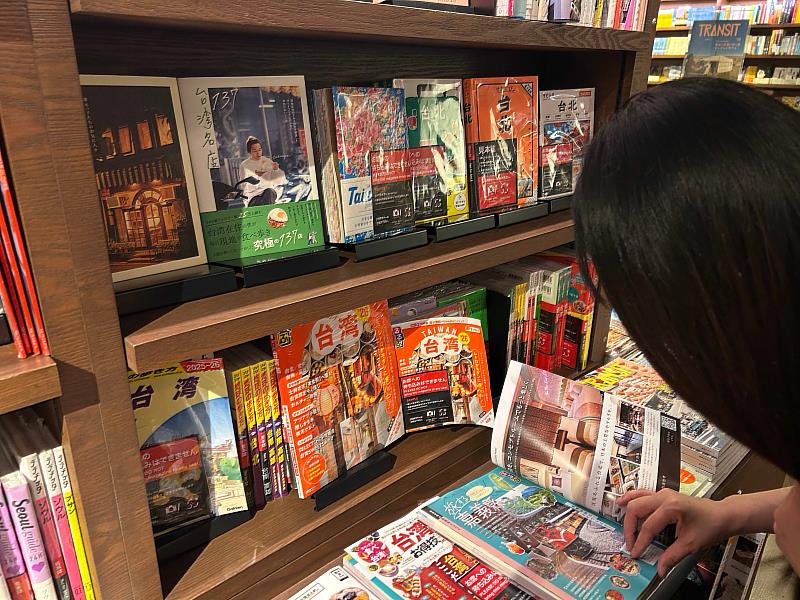 嘉義縣登日本旅遊雜誌「RURUBU」，力推「2026台灣燈會在嘉義」-4