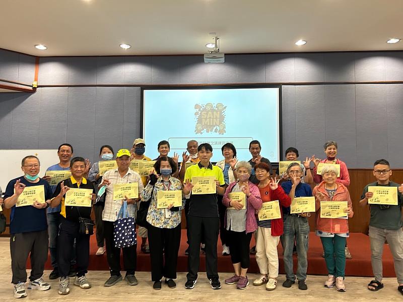 新竹市消防局舉辦多場救護宣導活動,普及急救知識與觀念。