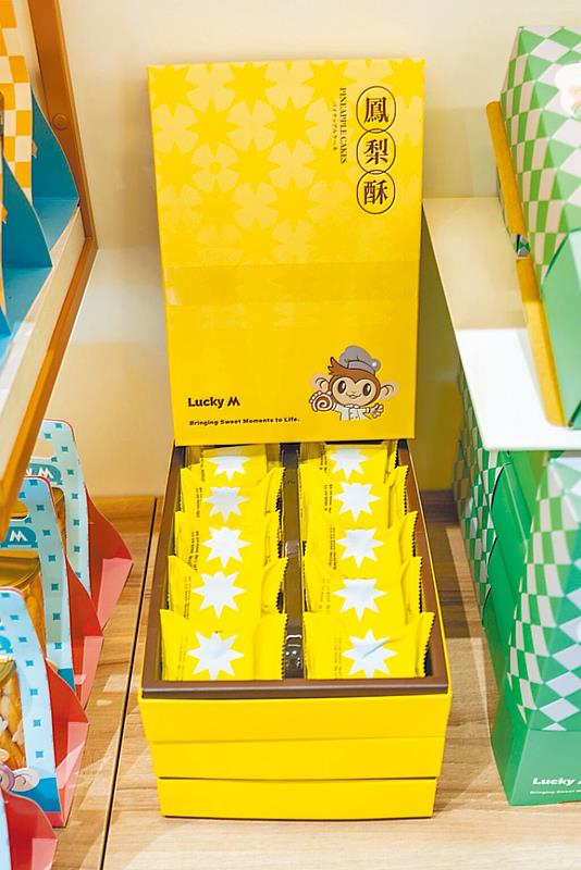 店內除了生乳捲，並推出多款冷凍甜點、冷凍／冷藏新鮮食品與鳳梨酥等伴手禮，滿足送禮與自用需求。