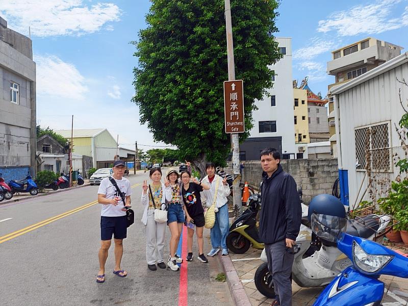 東華大學修課同學們經由實際走訪記錄在地景點與故事。