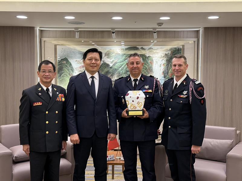 法國消防官高等學院校長拜會新北市朱惕之副市長