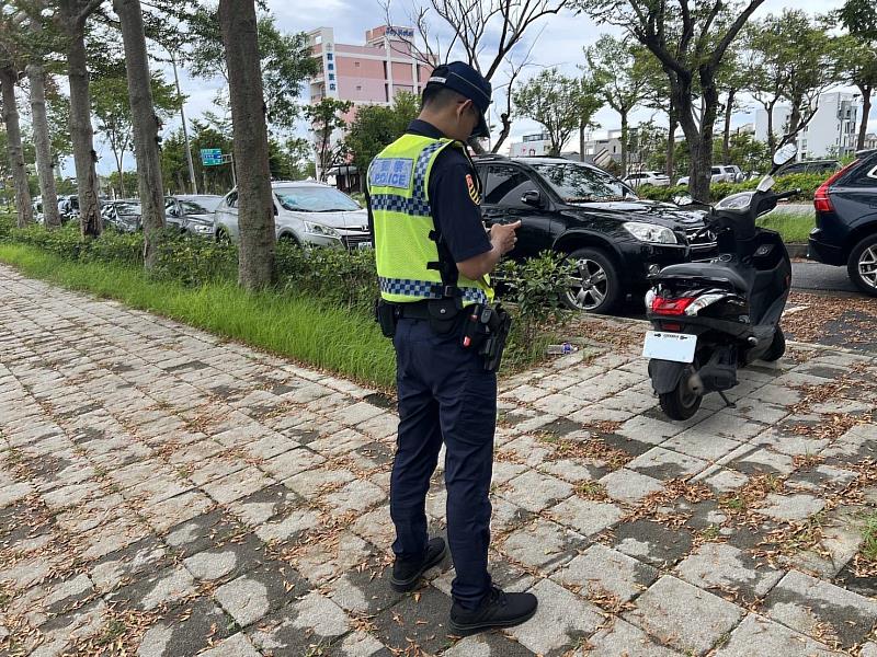 人行道違停太NG 臺東縣警察局加強取締 共同捍衛用路安全 還給行人安全通行走廊