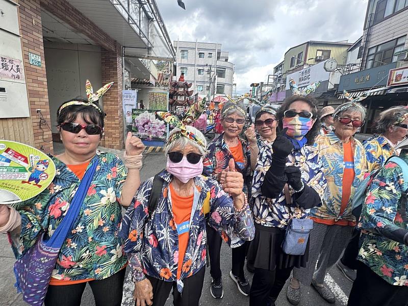 民雄醫事C逗熱鬧，大士爺文化祭踩街再展風華