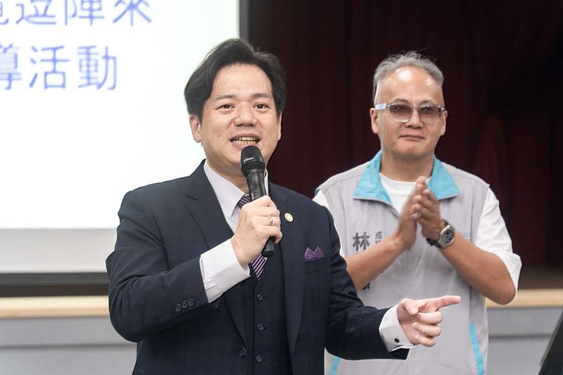 代理市長邱臣遠表示,市府將透過「巨城+護城河」的雙城計畫,促進城市繁榮。