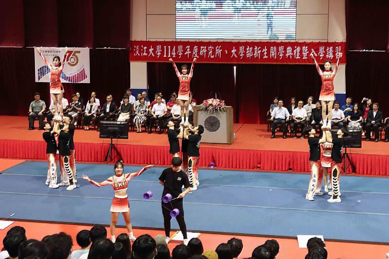 社團表演為開學典禮揭開序幕,炒熱現場氣氛。(圖/淡江大學提供)
