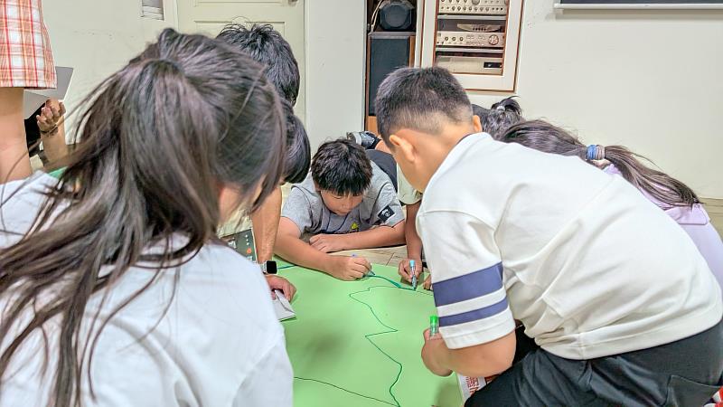 臺東縣府「成為土地設計師!」國土計畫營隊 小學生化身城市規劃師 從小扎根適地適性觀念
