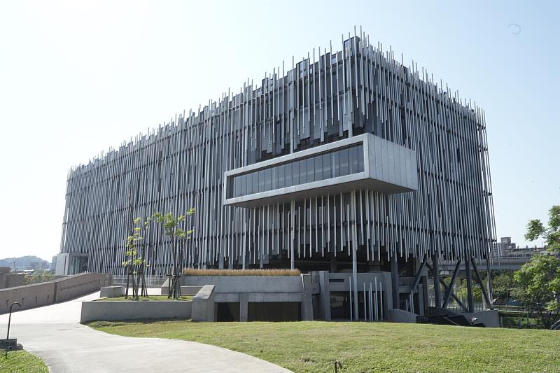 新北市美術館獲得芝加哥雅典娜建築與設計博物館「國際建築獎」。