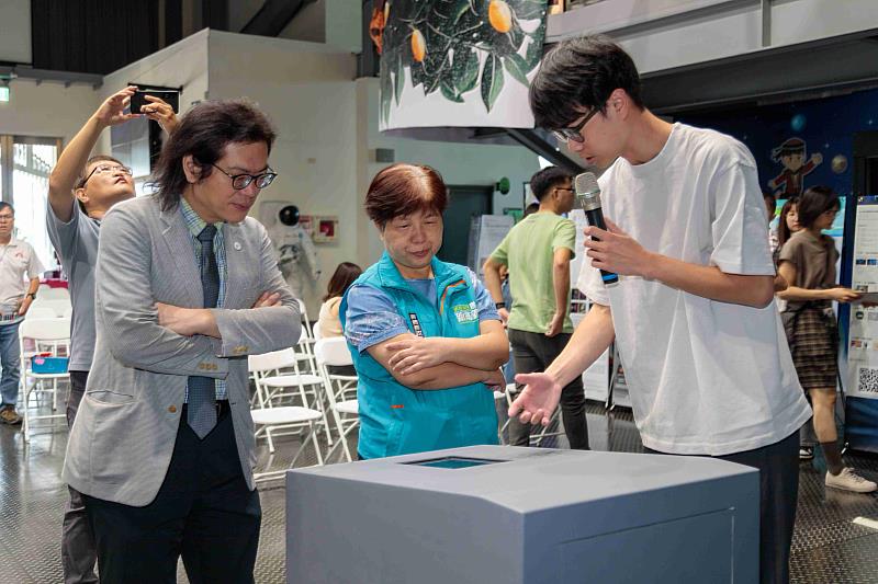2049媽祖遶月太空站特展開幕