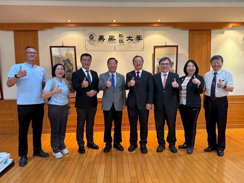 救國團葛永光主任應邀蒞臨吳鳳科技大學 專題演講「領導與統御」廣獲好評