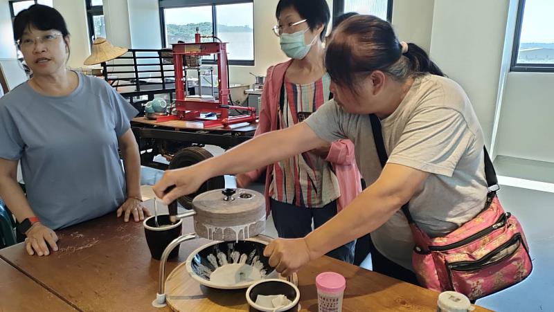 學員米粉製作體驗