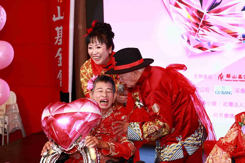 中秋亮起來 長輩幸福鑽石圓夢婚禮