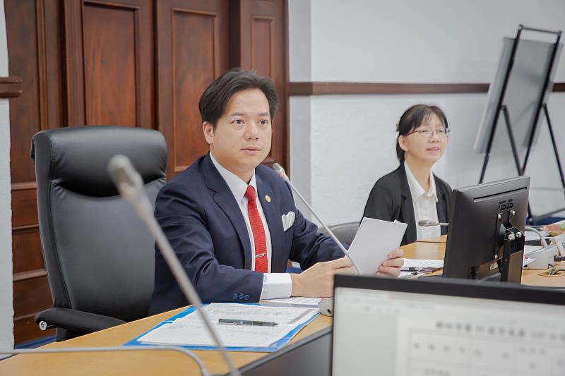 代理市長邱臣遠期望藉由評比的良性競爭，精進公廁管理與維護工作