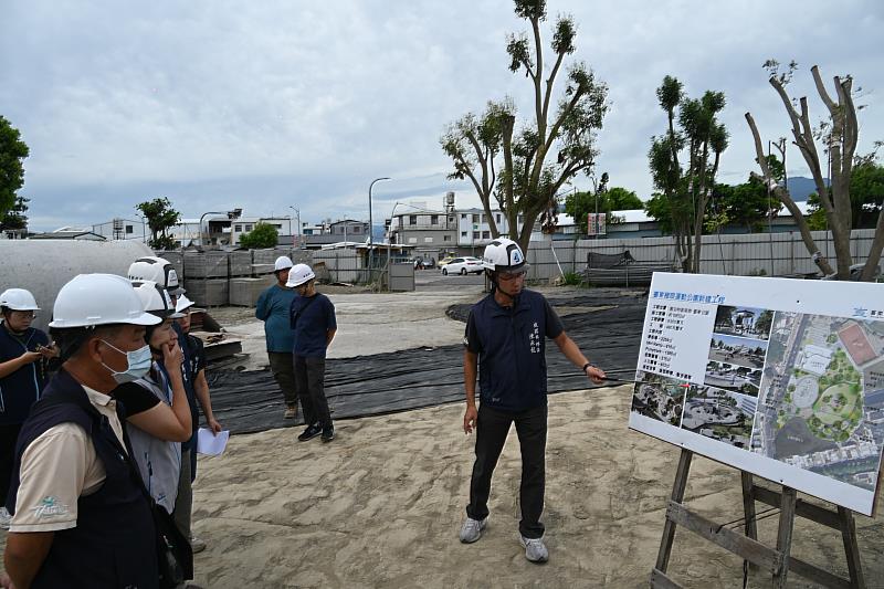 饒縣長視察3大工程 縮短公私部門差距 留住專業人才 宣布為縣府「約用技術員」加薪
