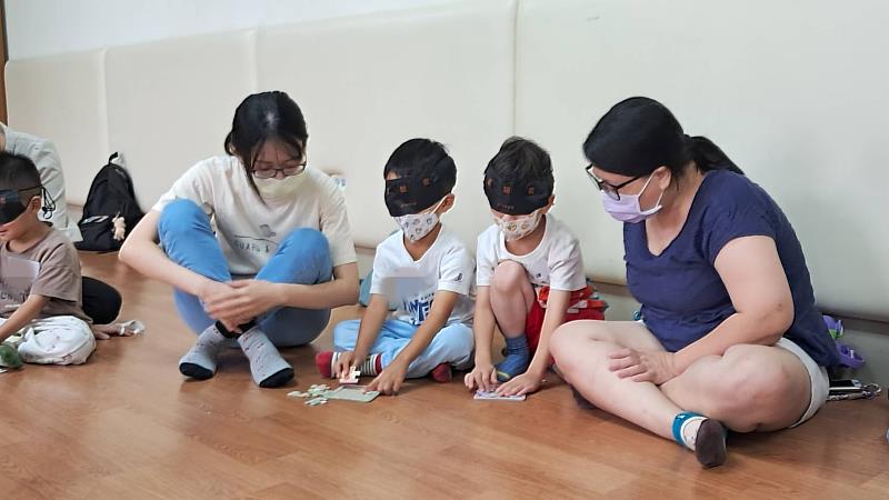 伊甸鳳療辦理兒童體驗活動,讓孩子從中理解障礙者生活的不便