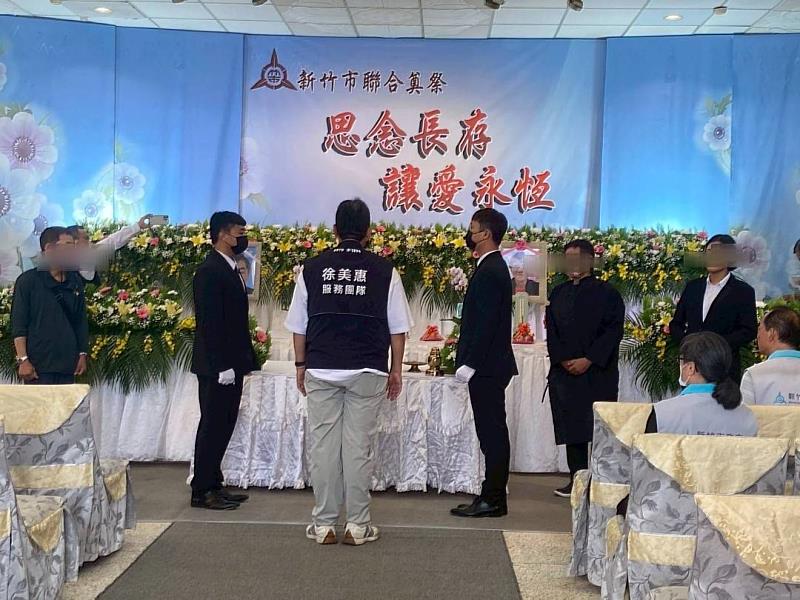 市議員徐美惠助理代表參加公祭