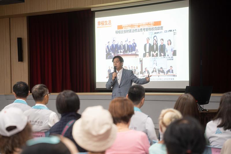 代理市長邱臣遠表示，市府持續傾聽民意、推動政策，打造幸福城市。
