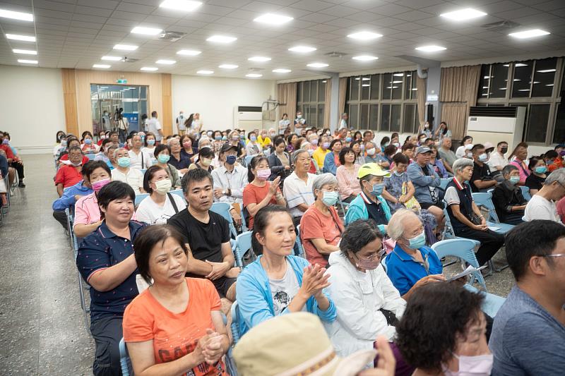 現場共吸引260位里鄰長與市民朋友參與，場面熱絡。