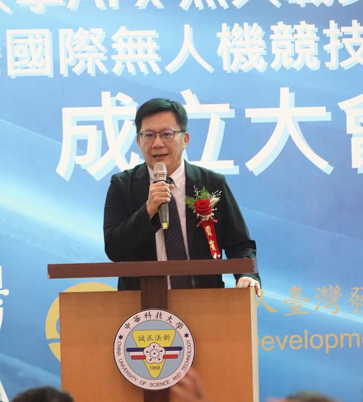 教育部政務次長張廖萬堅蒞校指導