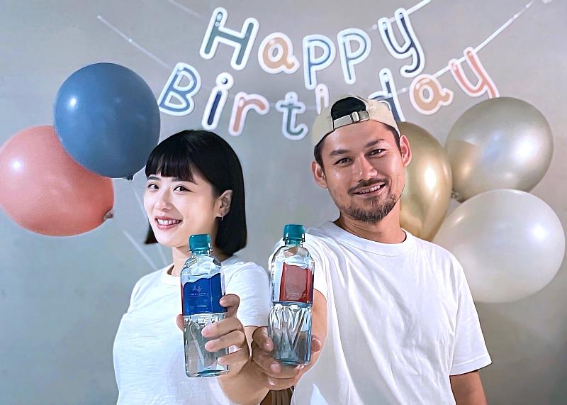 中華民國生日快樂！台塩海洋鹼性離子水六度榮膺國慶唯一指定用水，以嚴謹品質與專業信賴展現「台灣之水」的榮耀形象，陪伴全民歡慶國家盛典。