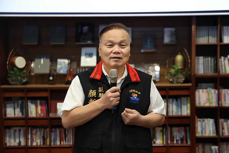 花蓮縣副縣長顏新章感謝花蓮慈院,花蓮縣府將全力支持花蓮慈院的永續行動,共同打造幸福宜居的花蓮。(攝影/陳安俞)