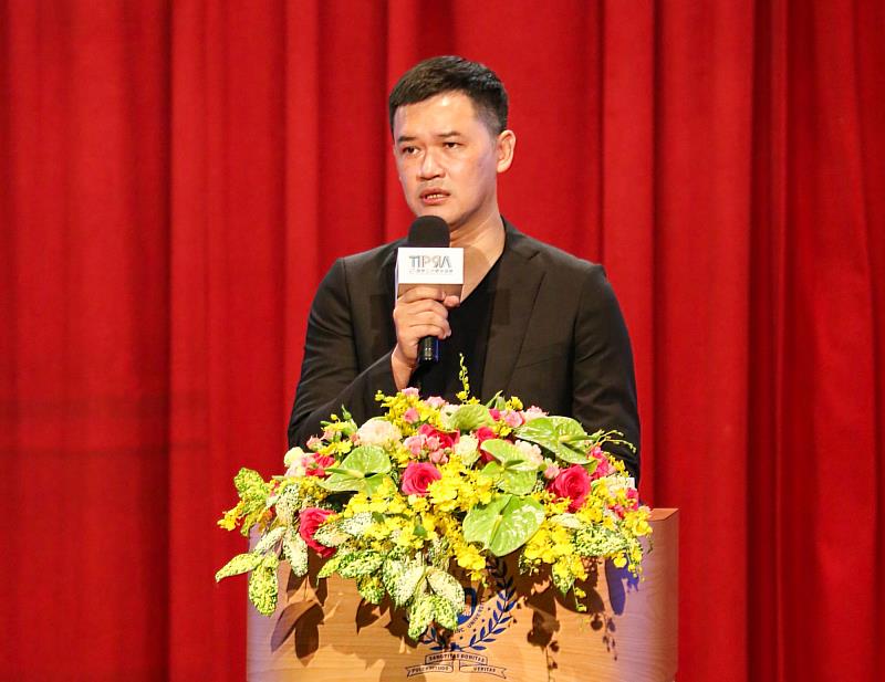 世新公廣系助理教授級專業技術人員吳耀仁,25年公關職涯經驗,致力培育學生掌握專業學問與技能。(世新大學提供)