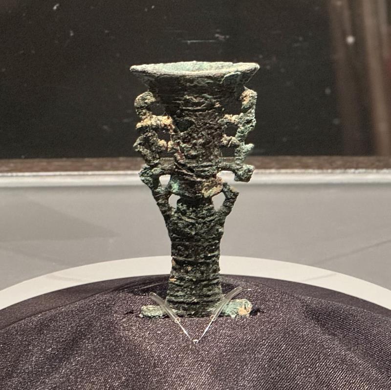 青銅刀柄完整呈現臺灣金屬器時代的文化面貌