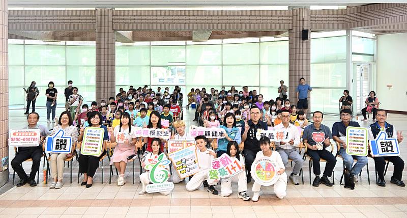 嘉縣「減糖顧健康」繪畫比賽頒獎，減糖小畫家創意詮釋減糖生活