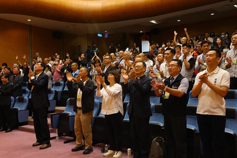 2025嘉義市城市祈禱早餐會 黃敏惠市長帶領市府團隊齊心為城市祈福