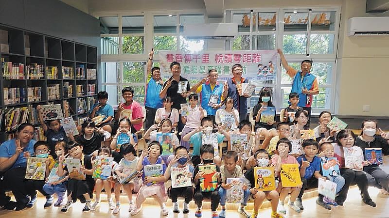 救國團【書香傳千里．悅讀零距離】－大合照