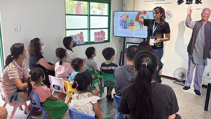 Through gender equality storybooks, parents and children developed awareness of diversity and respect.