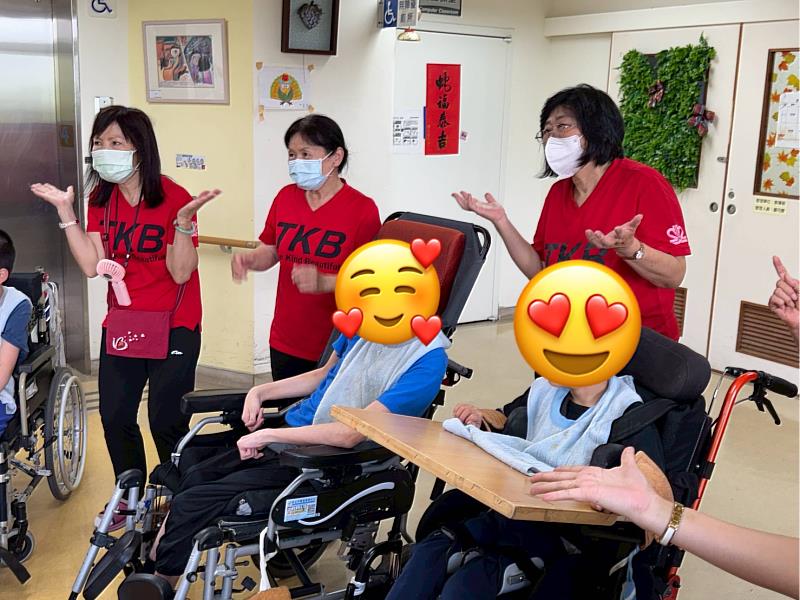 由救國團新北市真善美聯誼會主辦的「心手相連・愛在八里」公益陪伴活動,於114年9月21日(星期日)在新北市立八里愛心教養院溫馨展開。