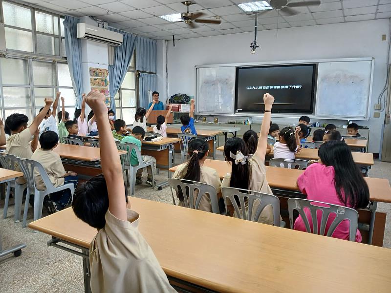 林業及自然保育署南投分署於114年9月24日前往雙冬國小宣導森林防火觀念