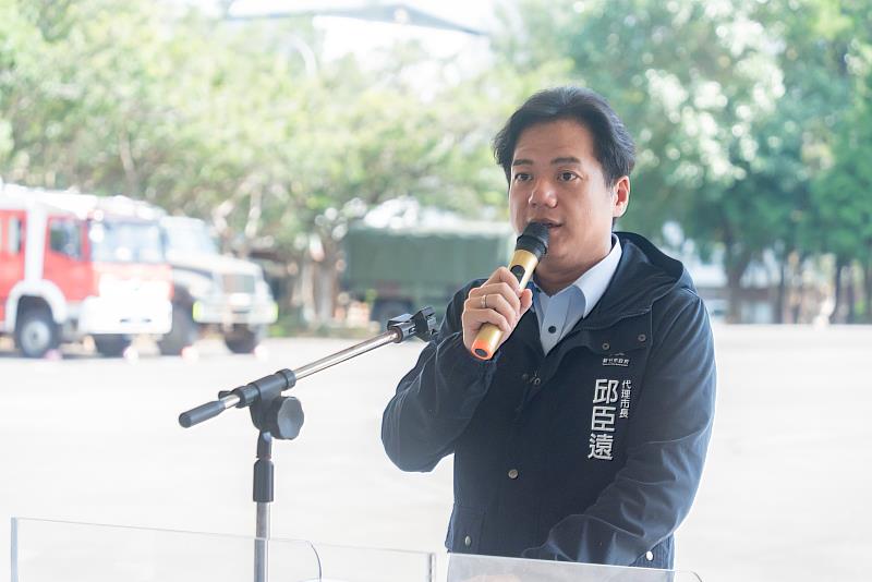 代理市長邱臣遠前往勉勵,並祝召訓圓滿順利