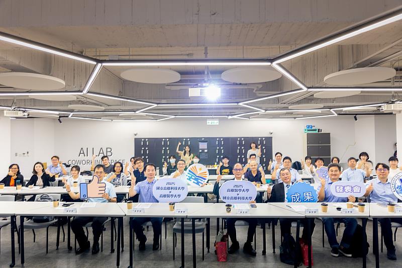高科大與高醫大合作推動跨校研發暨產學合作計畫已邁入第4年，今（2025）年的成果共有13件成品，包含11件研發類計畫及2件商品化計畫。