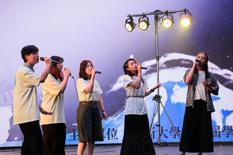世新合唱團精彩演出,展現人聲魅力(攝影:高雋嵃)