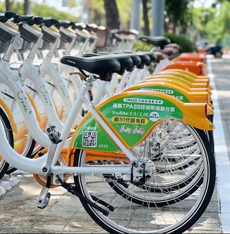 TPASS除市區公車與公共自行車亦包含台南市與嘉義市台鐵通勤方案