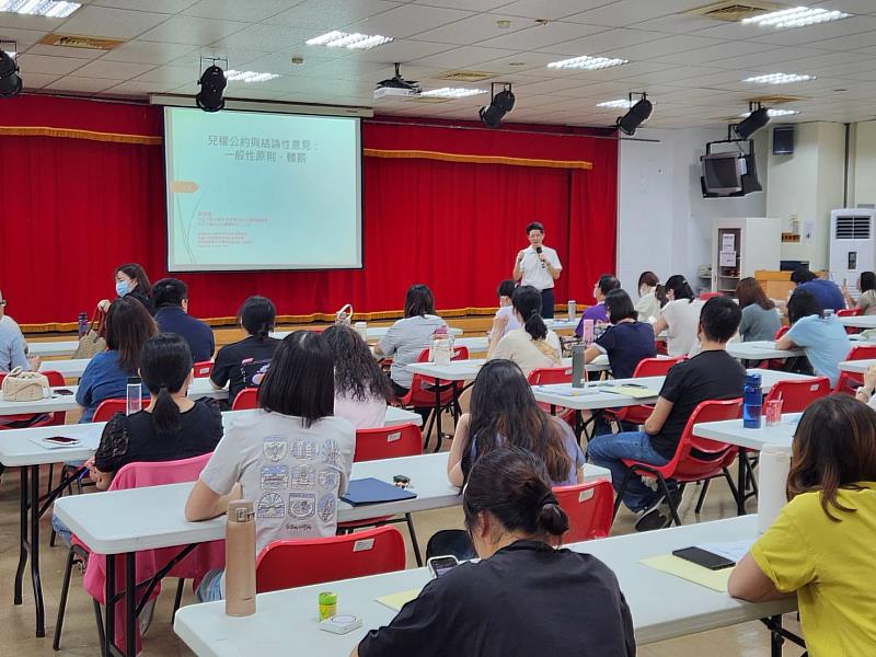 雲林縣政府為強化兒童及少年權利保障，9/26於縣府社會處禮堂舉辦「兒童權利公約教育訓練」。