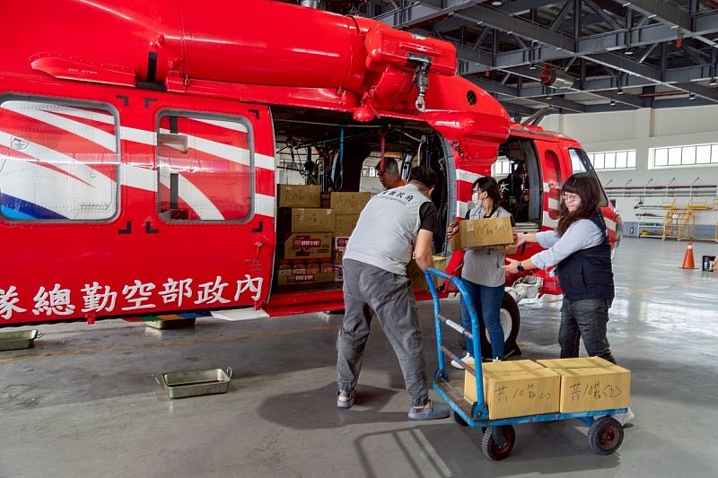 臺東縣府結合暖心企業緊急物資調度 助海端受災村落民生所需