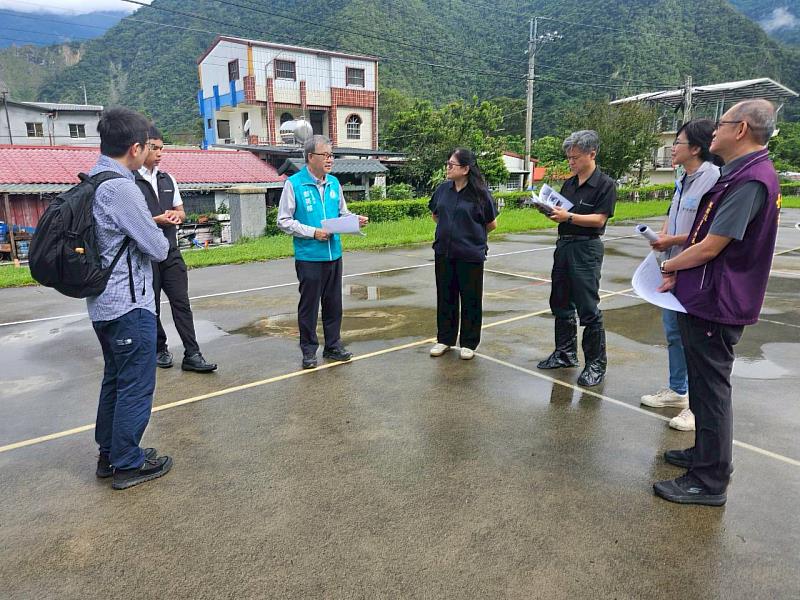 台東縣府即時掌握災情 教育部長勘災允全力協助新武分校