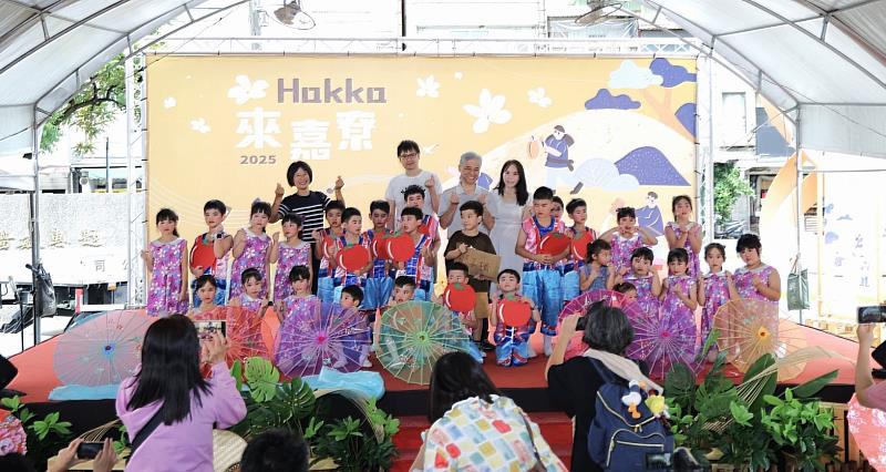 圖4 客家民謠表演大合照