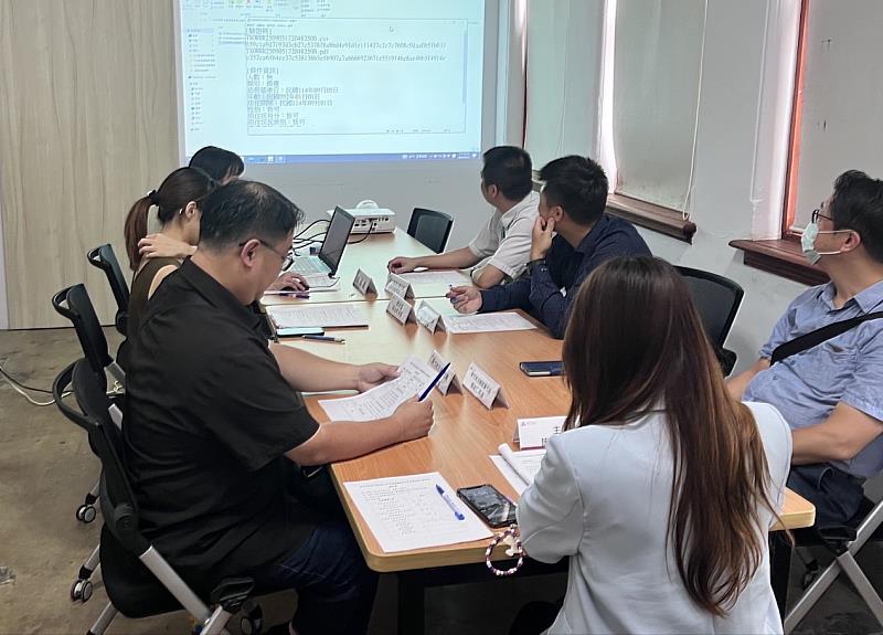 市府民政處會議室辦理115年度備選國民法官初選名冊公開抽選作業