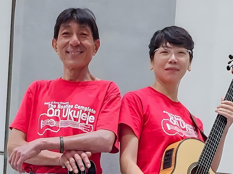 希拉蕊&彼得溫柔歌聲搭配吉他旋律，帶領大家重溫一首首熟悉經典。