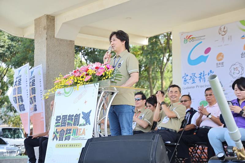台中新創會理事長牛一帆指出，大會師匯聚600位新創夥伴，從台中出發推動永續與公益，共築創業生態。