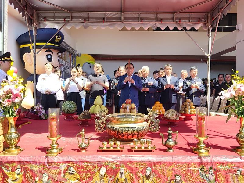 「安居樂業，守護市民」為強化貢寮地區的救災救護與警政服務能量。