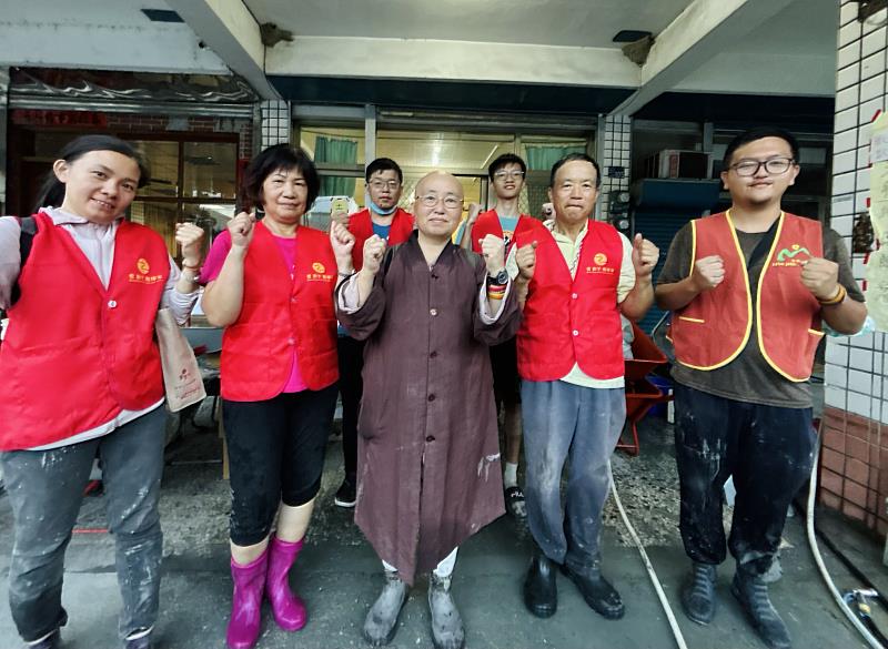 4、寶臻法師說，重建光復不能只靠災後一時的熱情。（靈鷲山佛教教團提供）