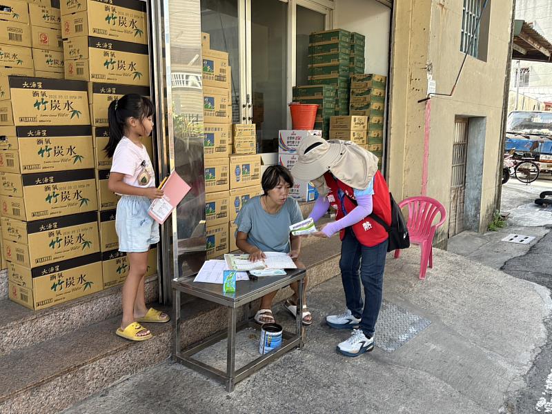 嘉義縣防治登革熱大作戰，翁章梁籲「巡、倒、清、刷」共築防線