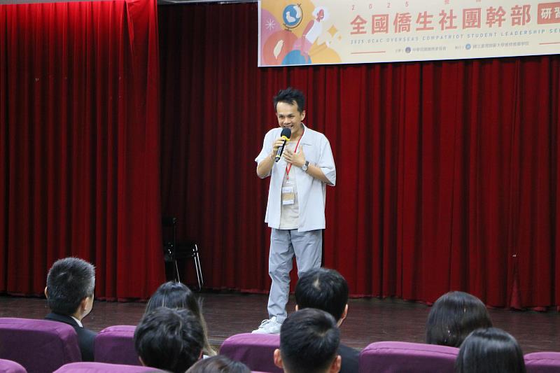 學員長許如傑致詞