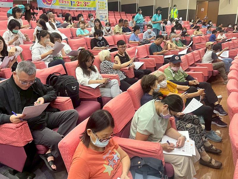 嘉義縣心理健康月名人健康講座登場